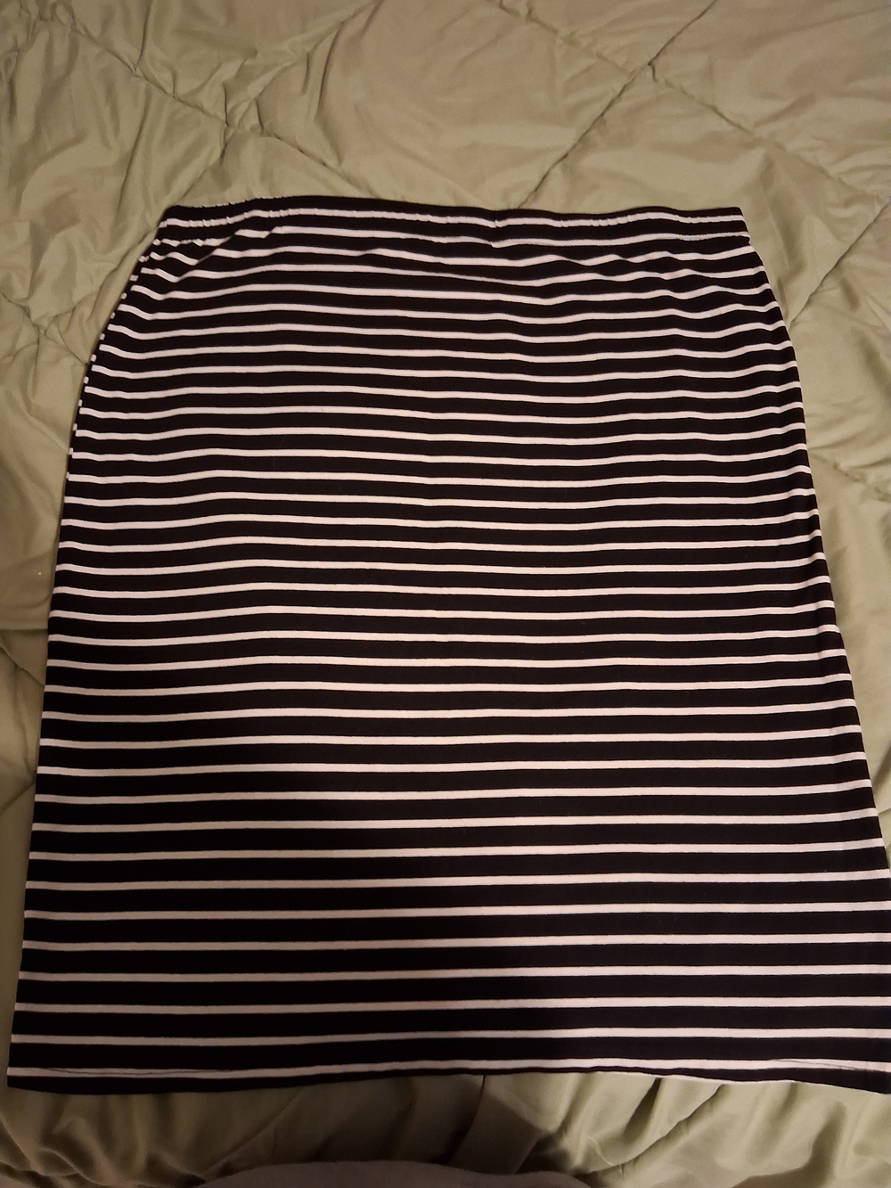 SHEIN Black and White Striped Pencil Skirt